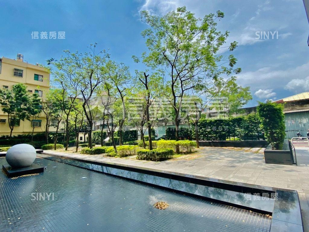 專輕軌線上四房平車房屋室內格局與周邊環境