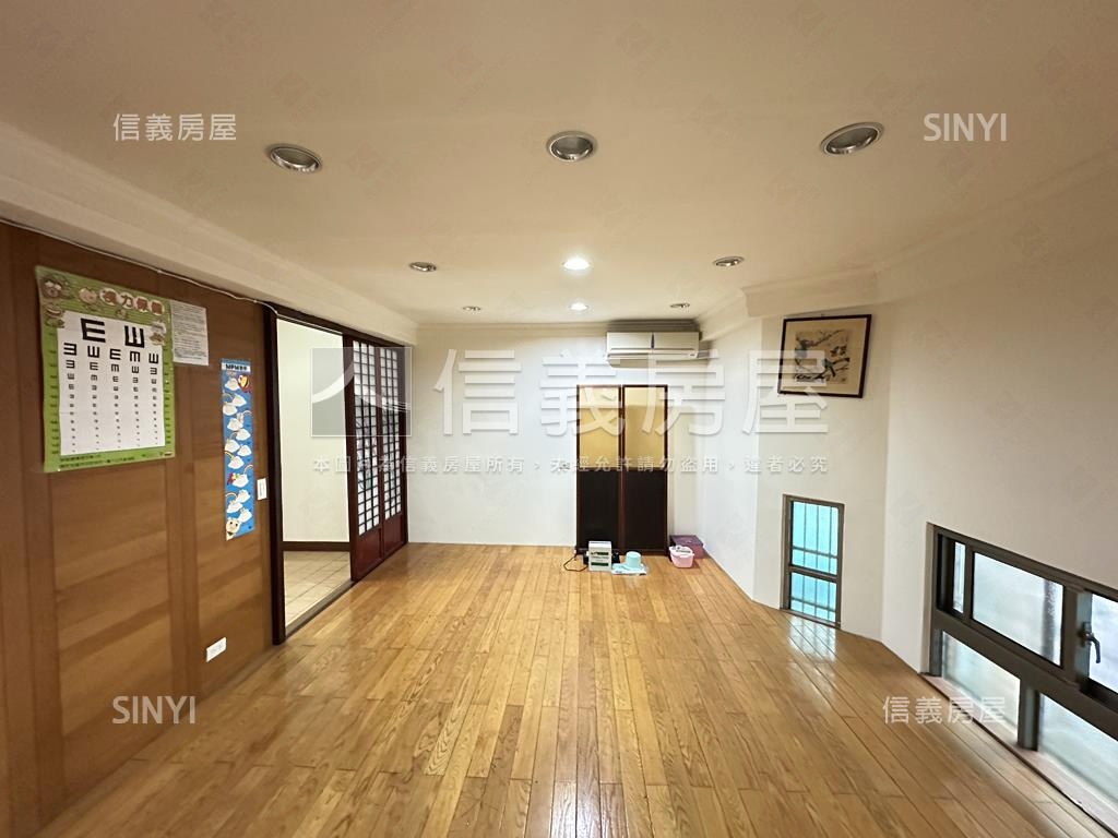 金賀國凱名人大透天房屋室內格局與周邊環境