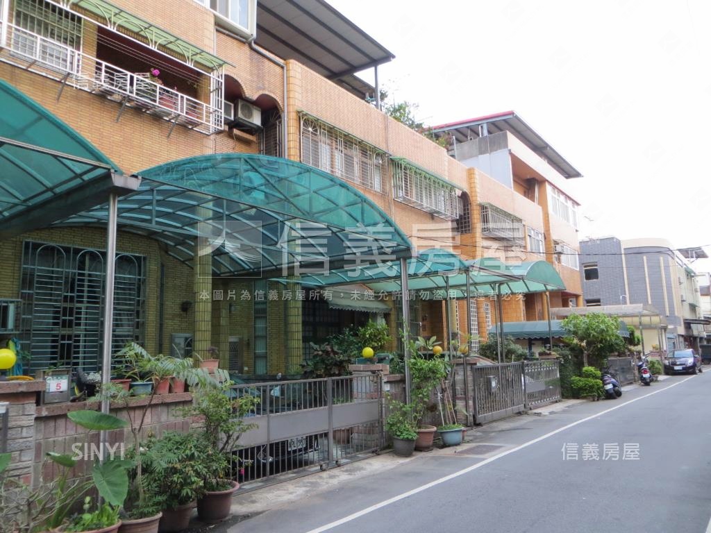 金賀國凱名人大透天房屋室內格局與周邊環境