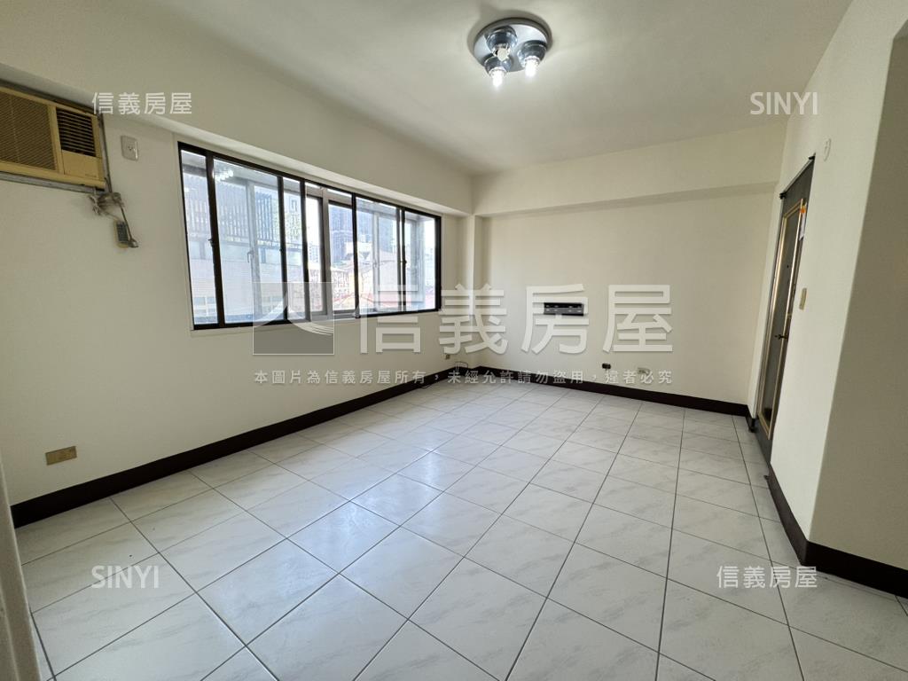 中央公園低總價華廈房屋室內格局與周邊環境