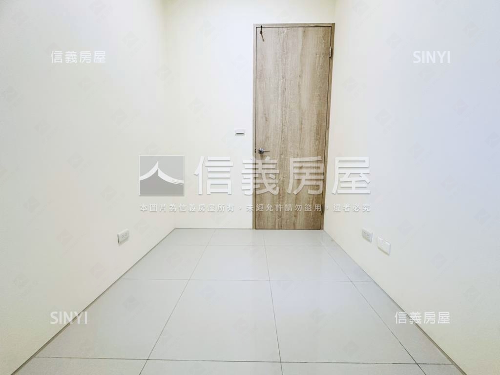 ★亞昕一見質感兩房車位房屋室內格局與周邊環境