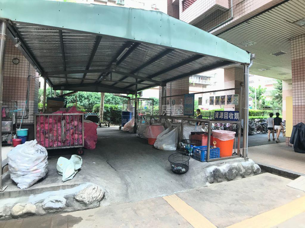 【童話】低總價美麗套房房屋室內格局與周邊環境