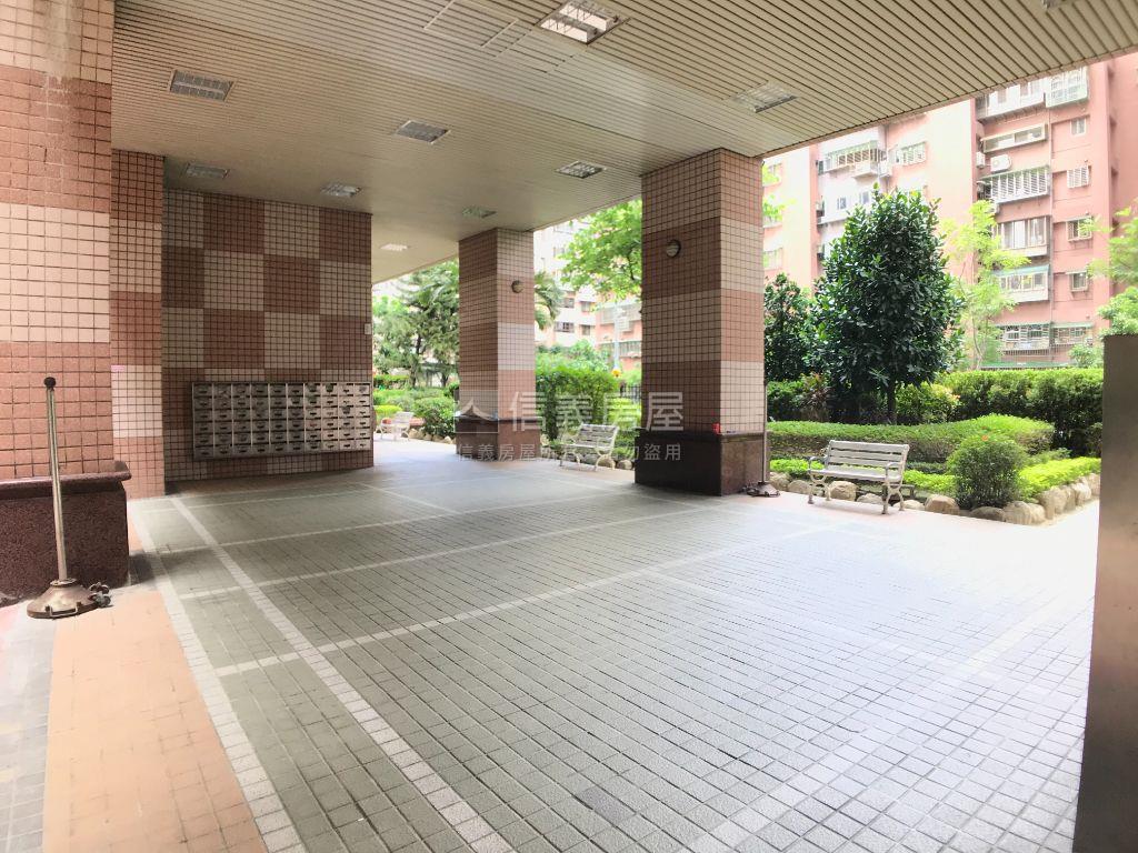 【童話】低總價美麗套房房屋室內格局與周邊環境