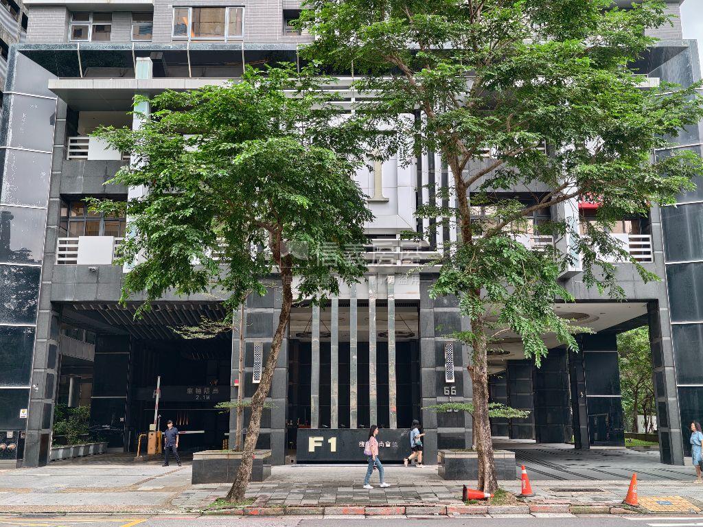 超級Ｆ１空間大房屋室內格局與周邊環境