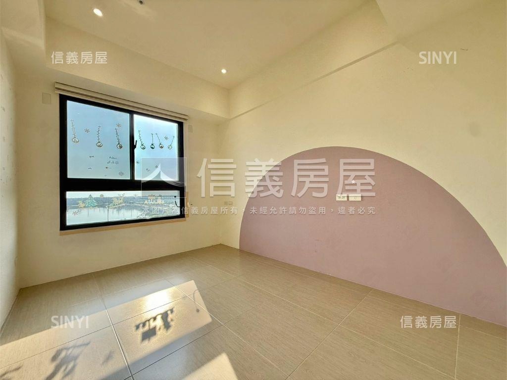 詠泉津採光陽台三房雙平車房屋室內格局與周邊環境