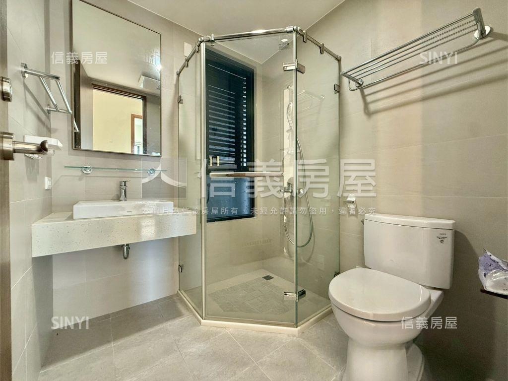 詠泉津採光陽台三房雙平車房屋室內格局與周邊環境