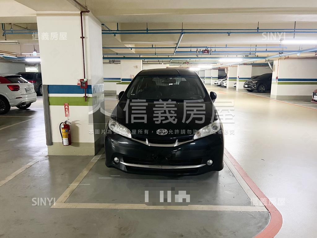 新浦東採光佳成家三房車位房屋室內格局與周邊環境