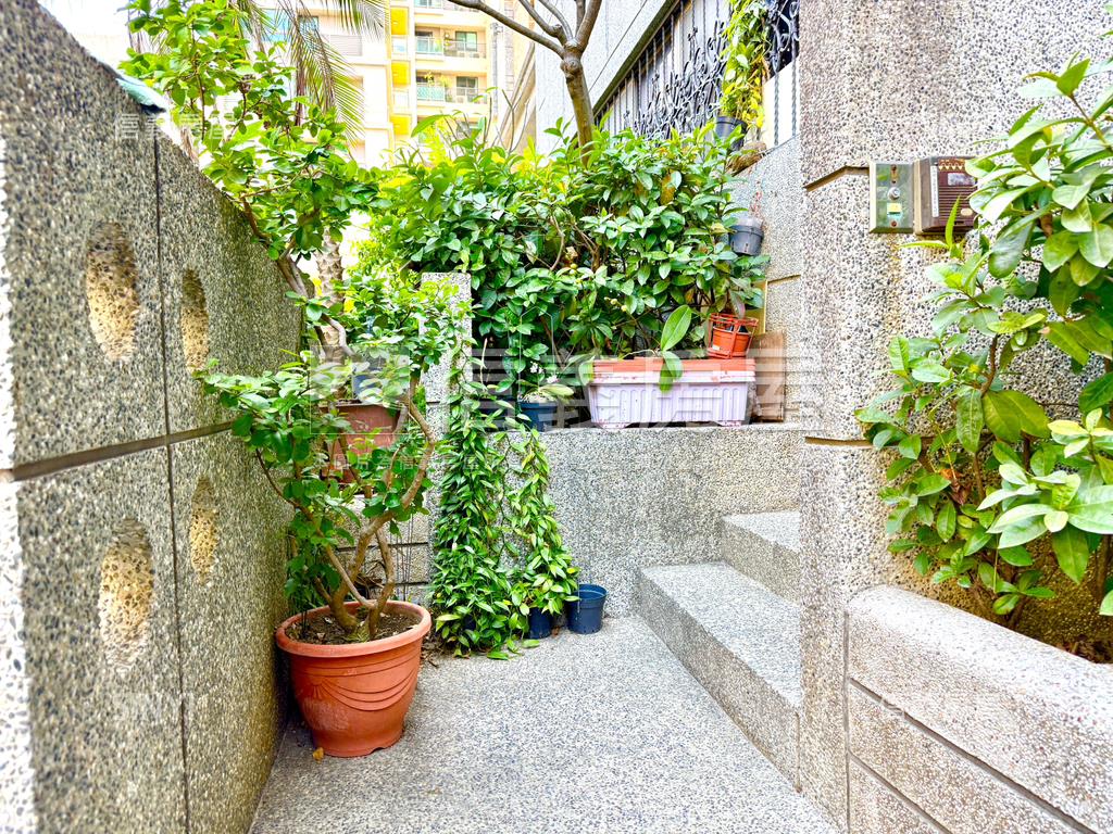 Ｒ１５人文秘境隱士店住房屋室內格局與周邊環境