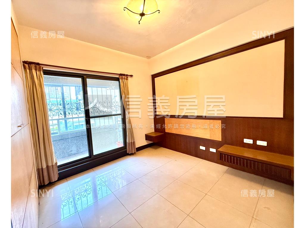 Ｒ１５人文秘境隱士店住房屋室內格局與周邊環境