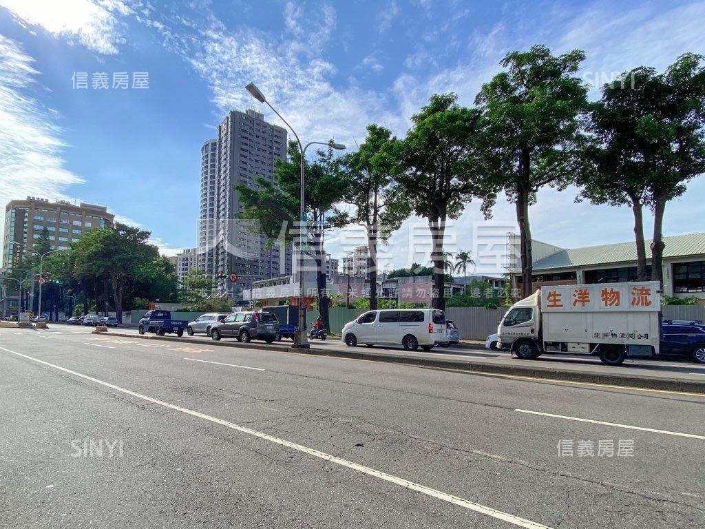 急售投資案假日半島套房房屋室內格局與周邊環境