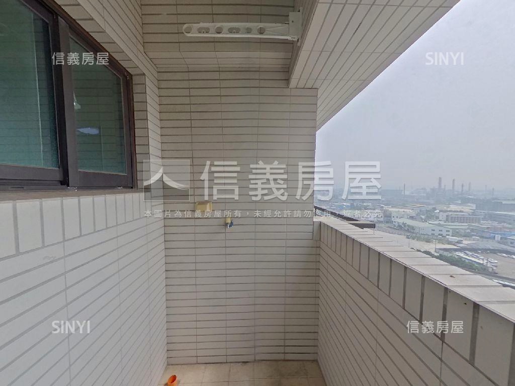 鳳楠日光景觀平車房屋室內格局與周邊環境