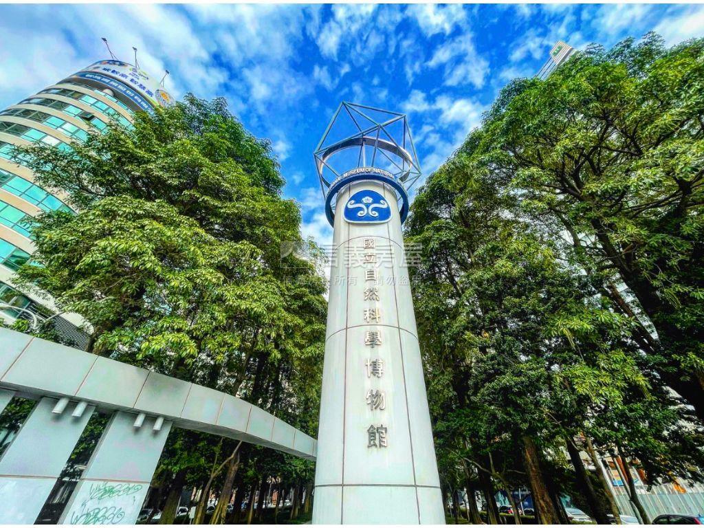 西區近模範街大坪數好收租房屋室內格局與周邊環境