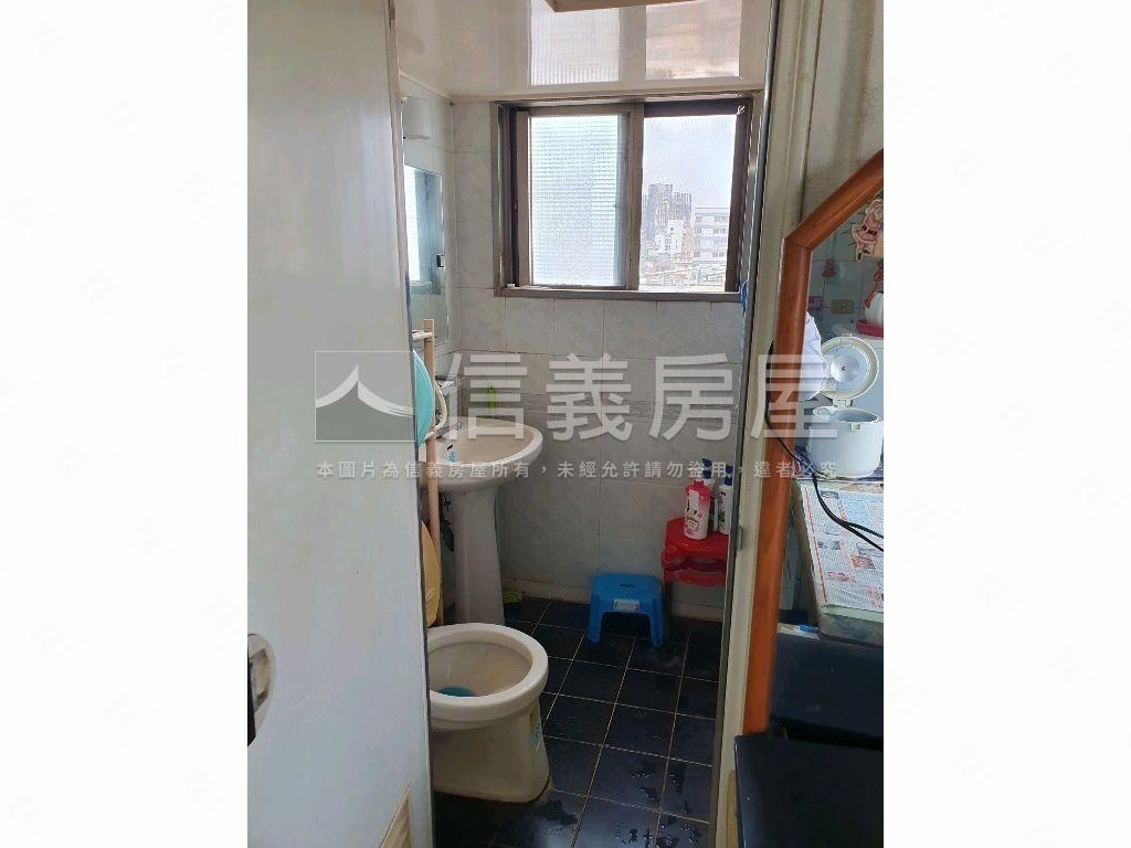 低總價西區電梯套房房屋室內格局與周邊環境