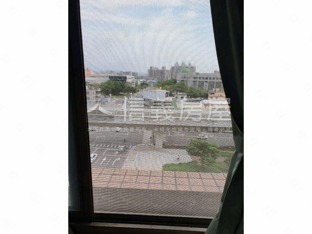 低總價西區電梯套房房屋室內格局與周邊環境