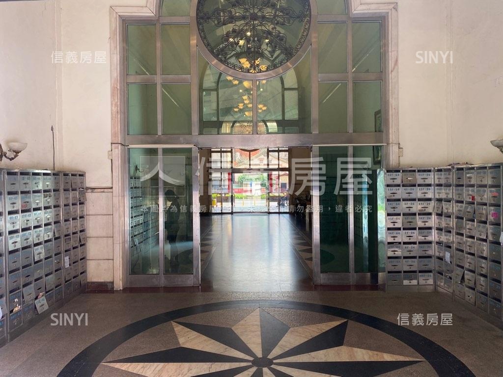 低總價西區電梯套房房屋室內格局與周邊環境