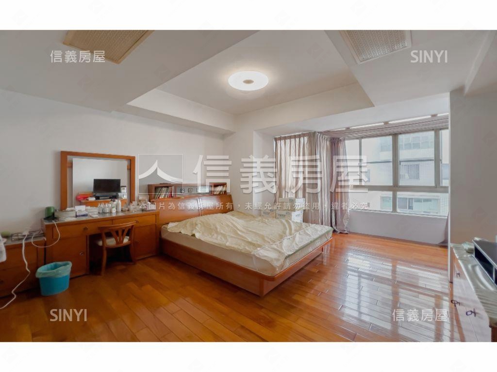 立人學區皇家龍邸樓中樓房屋室內格局與周邊環境