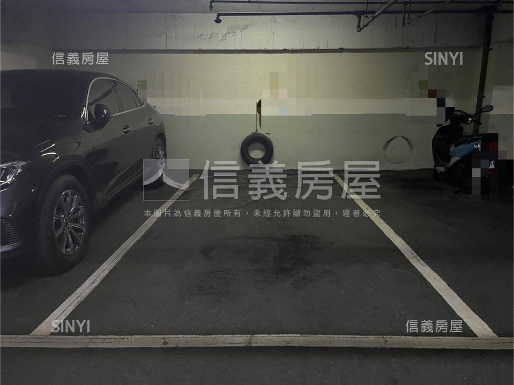 立人學區皇家龍邸樓中樓房屋室內格局與周邊環境