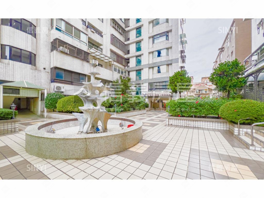 立人學區皇家龍邸樓中樓房屋室內格局與周邊環境