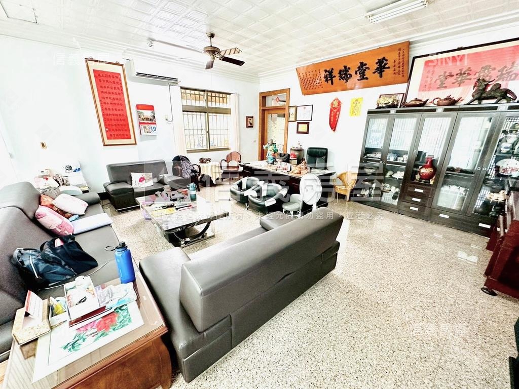 專任！大地坪獨棟角間店墅房屋室內格局與周邊環境