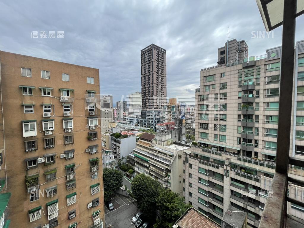 成功高樓大三房遠眺山景房屋室內格局與周邊環境