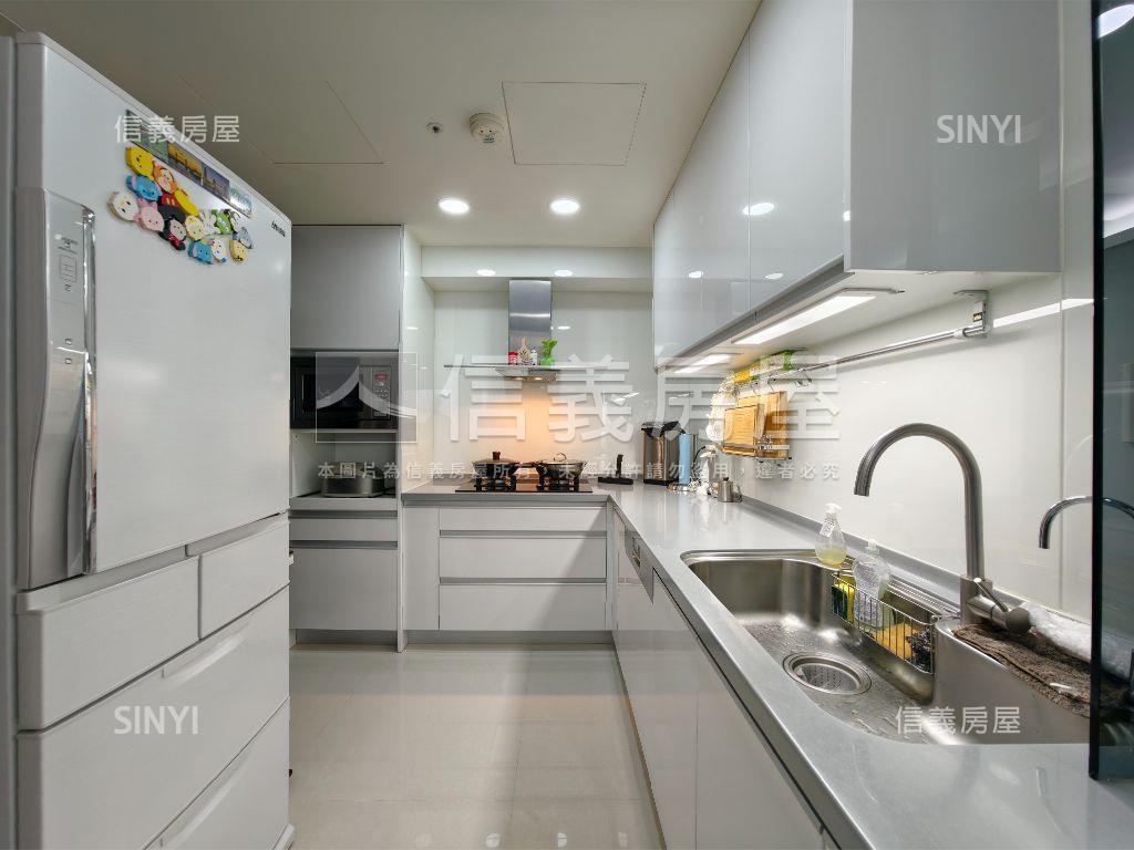 國美Ａ１｜傳世・絕景房屋室內格局與周邊環境