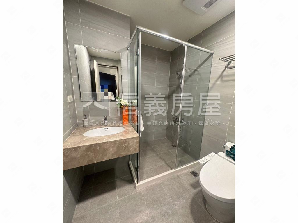 月灣兩房小築車位房屋室內格局與周邊環境