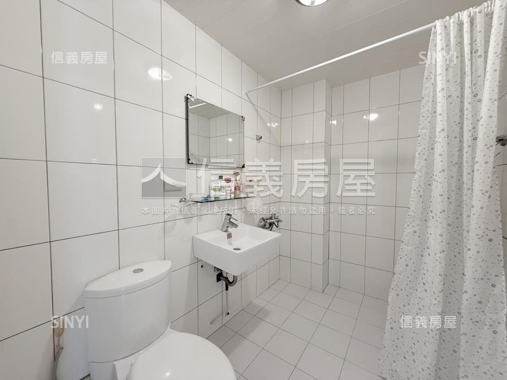 近東區靜謐陽光雙車透天房屋室內格局與周邊環境