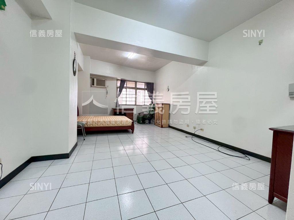 市區套房房屋室內格局與周邊環境