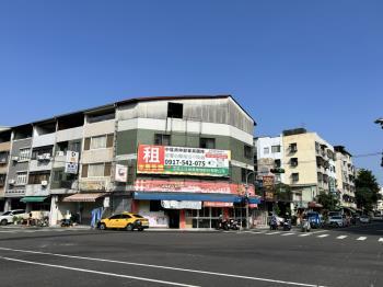 興進園道順向透天大角店