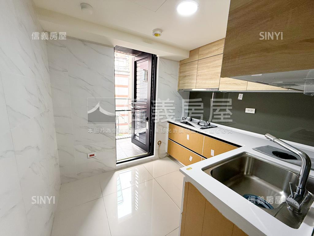 景安全新邊間兩房房屋室內格局與周邊環境