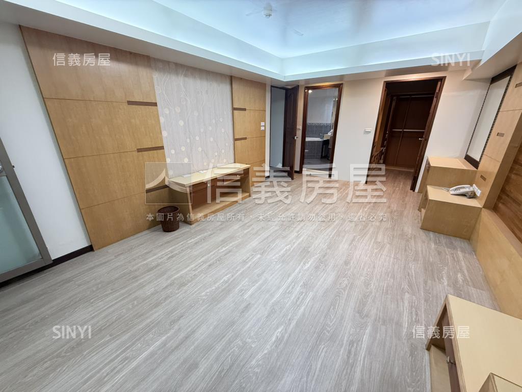 中西區４房屋況佳雙平車房屋室內格局與周邊環境