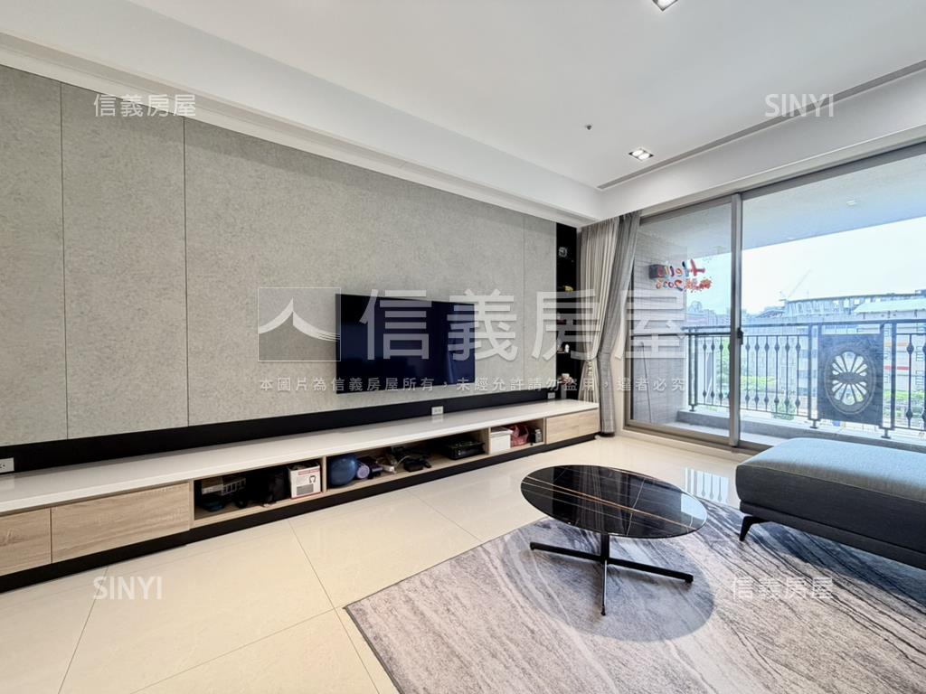 專任泰若天成質感四房平車房屋室內格局與周邊環境