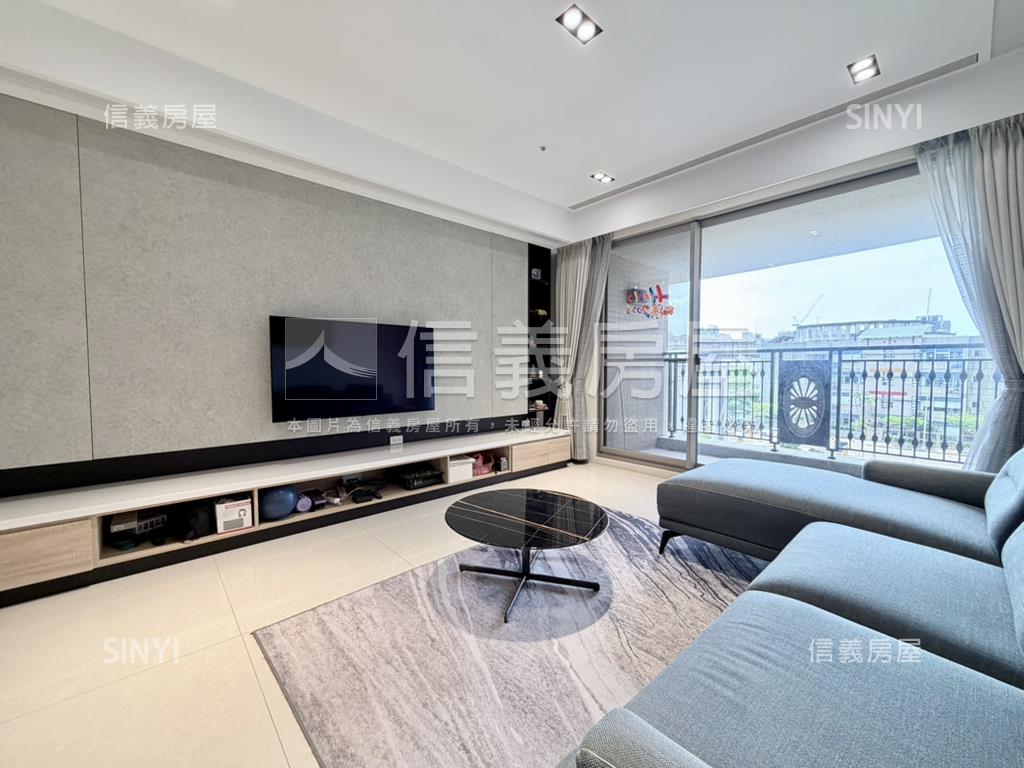 專任泰若天成質感四房平車房屋室內格局與周邊環境