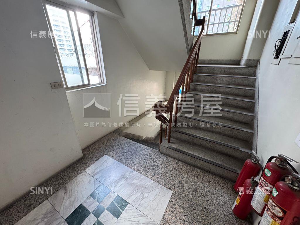 專近五期向上市場優質套房房屋室內格局與周邊環境