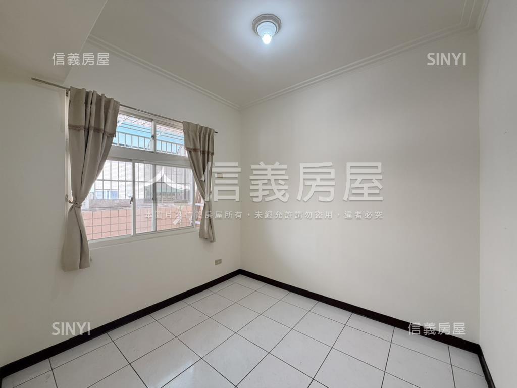 忠勇大漢新台北四房車位房屋室內格局與周邊環境