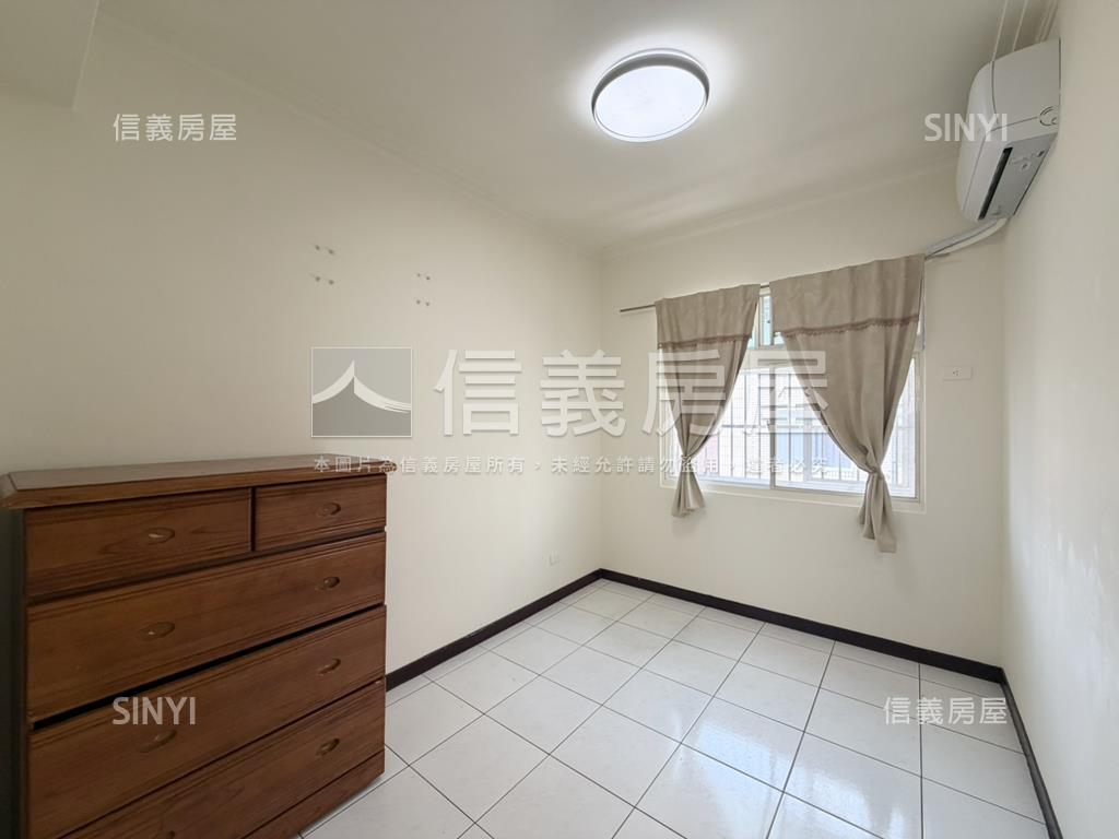 忠勇大漢新台北四房車位房屋室內格局與周邊環境