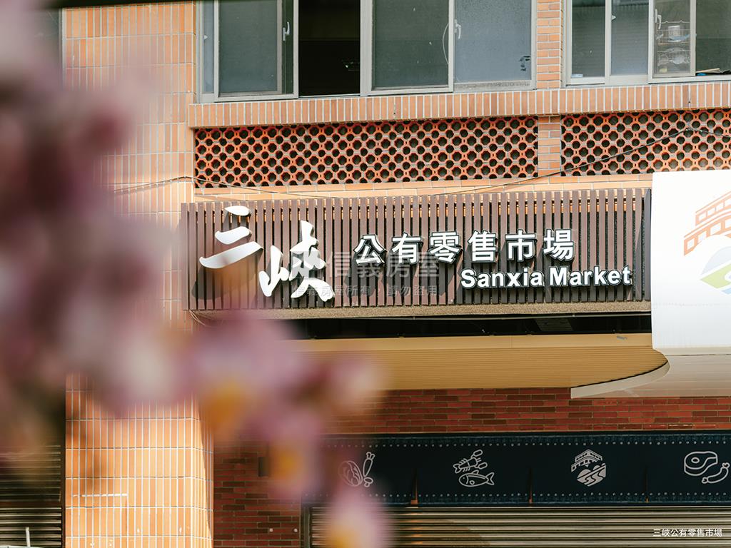 久年橒画兩房兩衛房屋室內格局與周邊環境