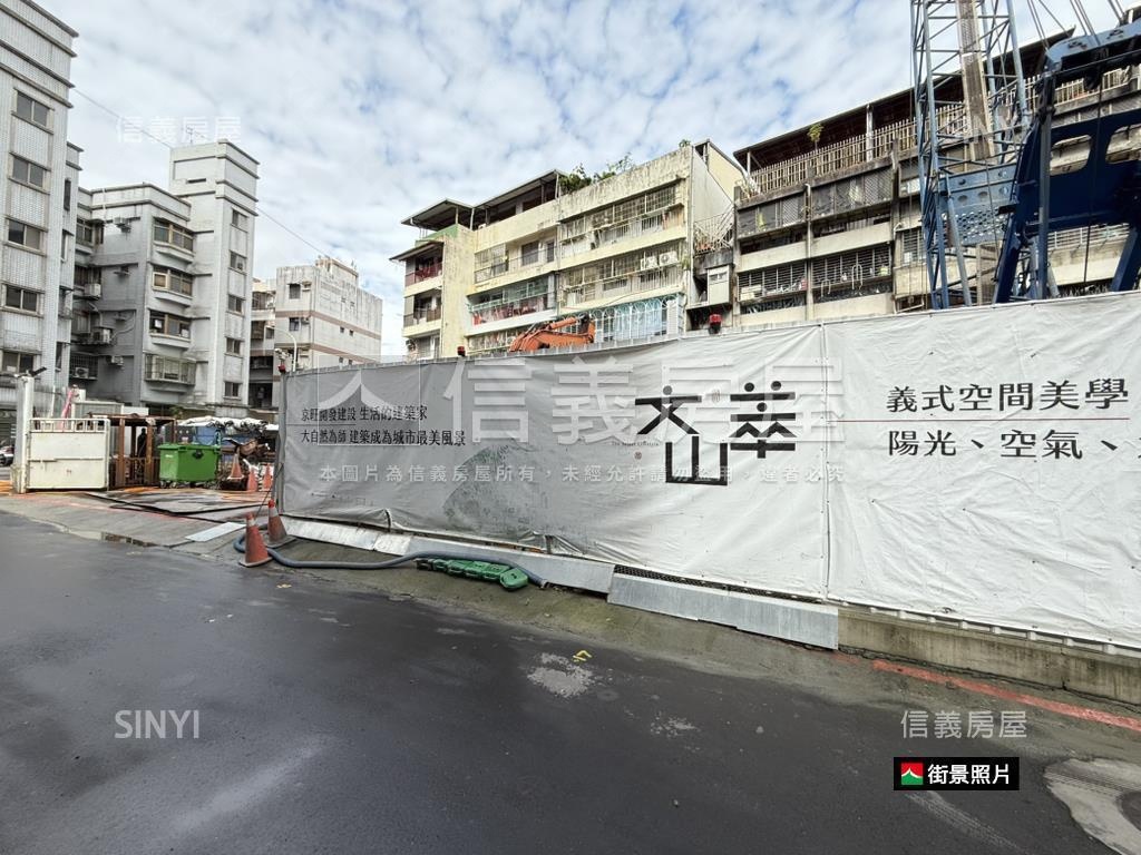 文山萃３房房屋室內格局與周邊環境