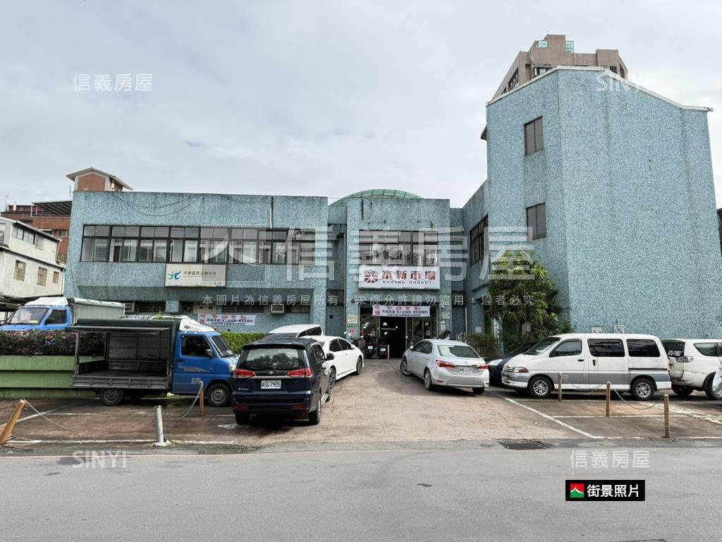 文山萃３房房屋室內格局與周邊環境