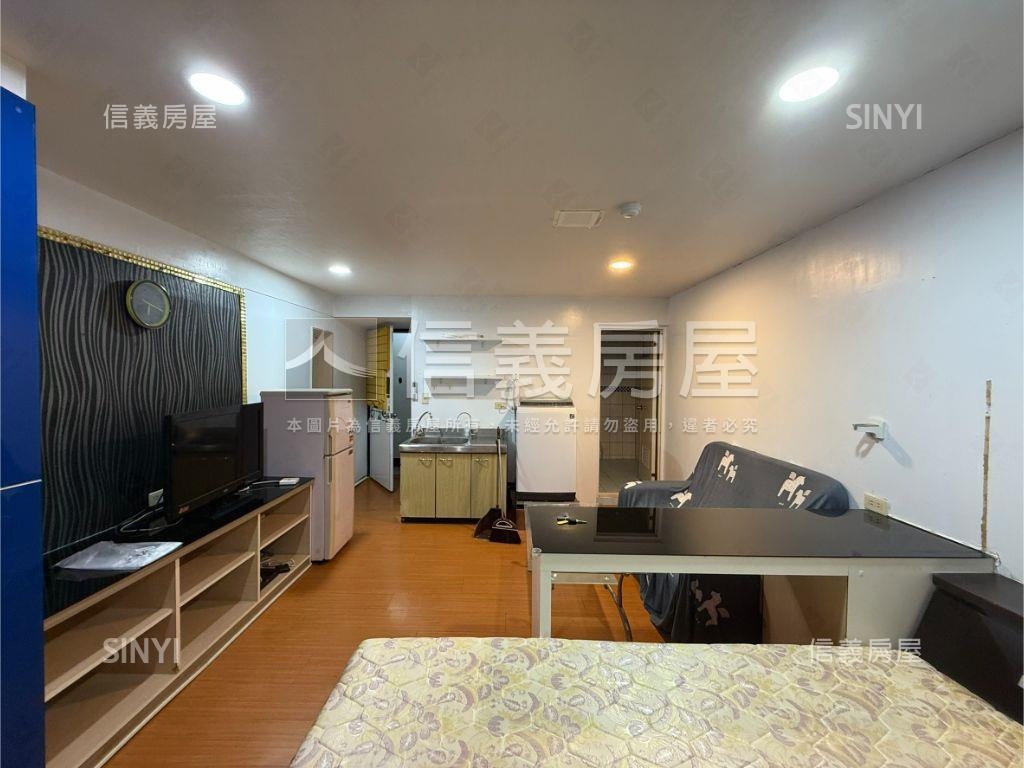 近中華路夜市收租套房房屋室內格局與周邊環境