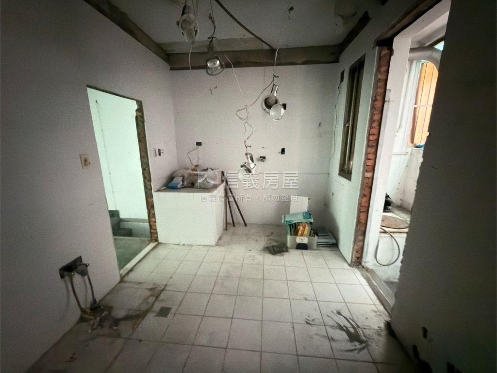 大中正國中東門庭院房屋室內格局與周邊環境