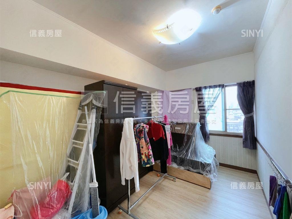 高鐵富綠國成家三房房屋室內格局與周邊環境