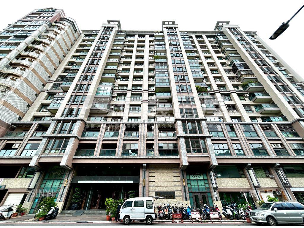 高博館次高樓三房平車房屋室內格局與周邊環境