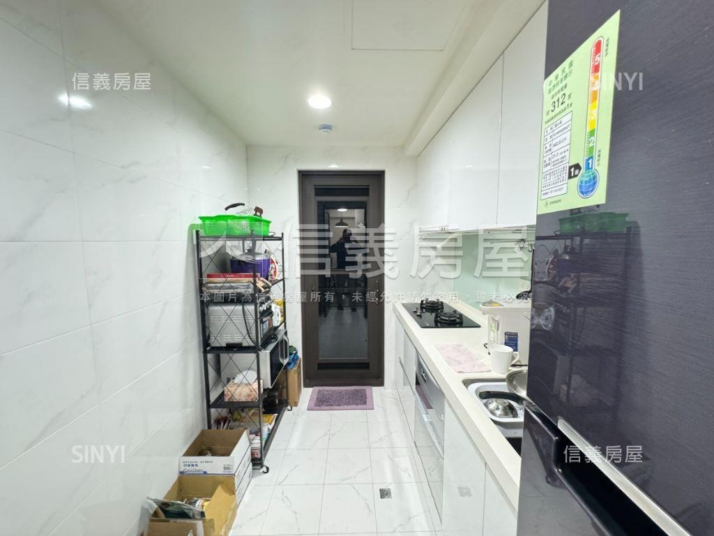 敦美苑高樓山景三房車位房屋室內格局與周邊環境