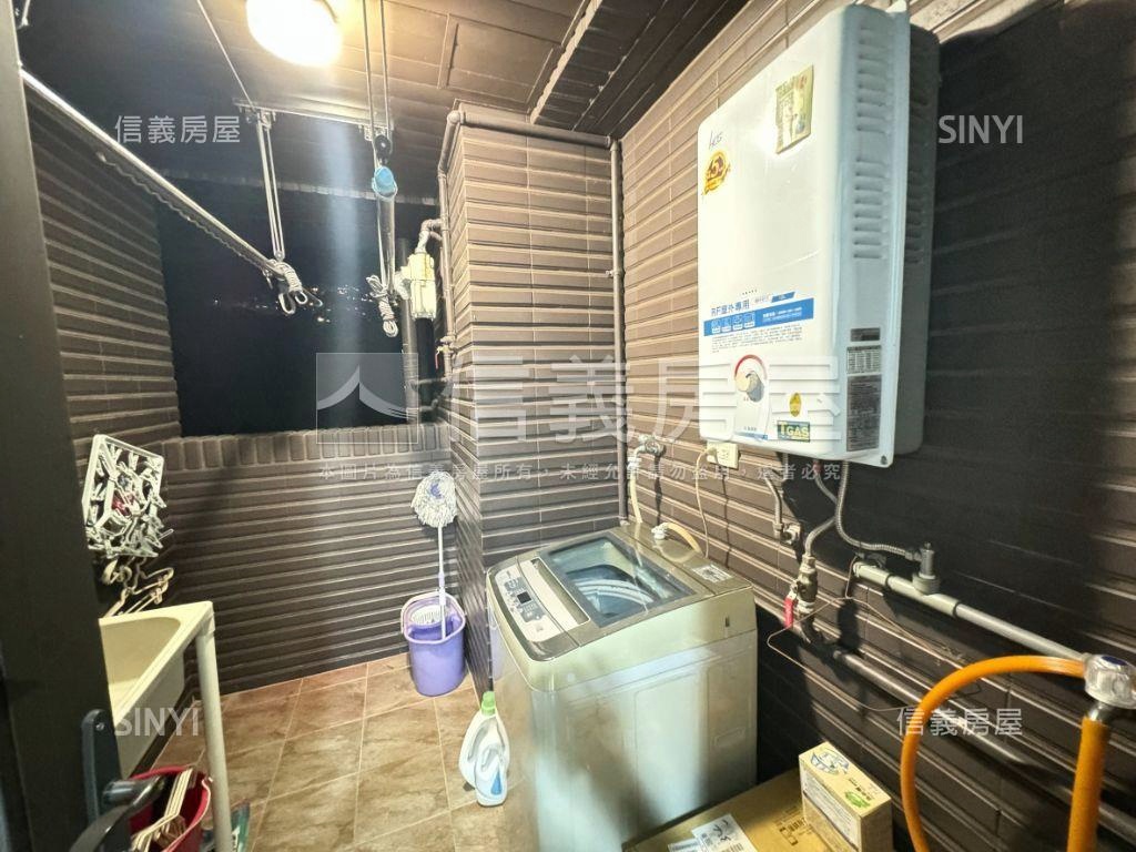 敦美苑高樓山景三房車位房屋室內格局與周邊環境