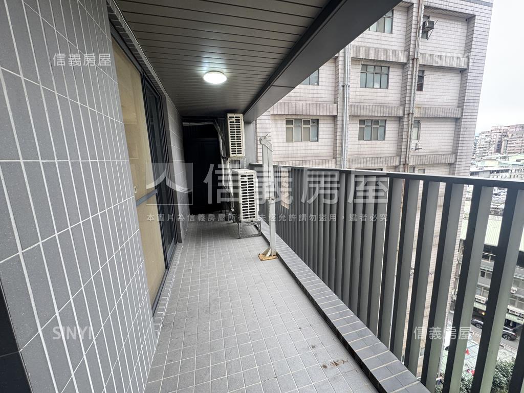 近捷運三和１０１金辦公房屋室內格局與周邊環境