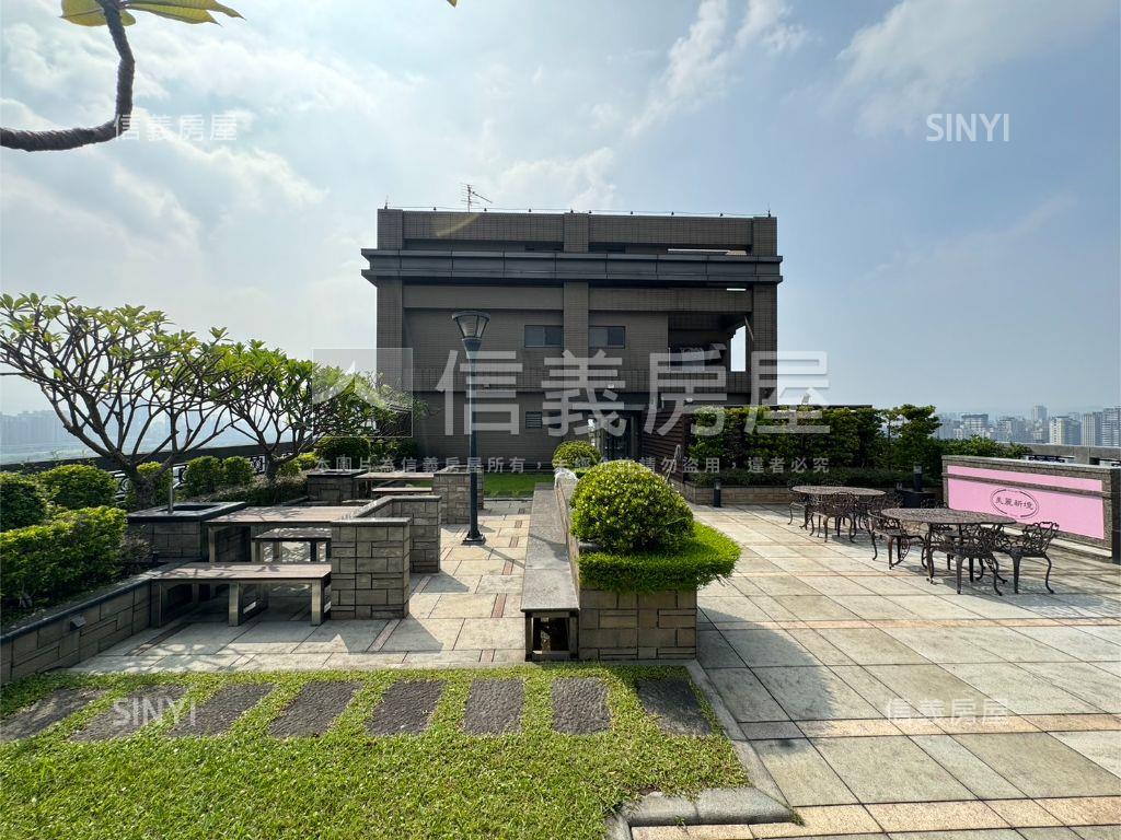 樓下捷運優質安靜美麗新境房屋室內格局與周邊環境