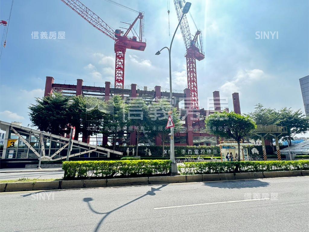 樓下捷運優質安靜美麗新境房屋室內格局與周邊環境