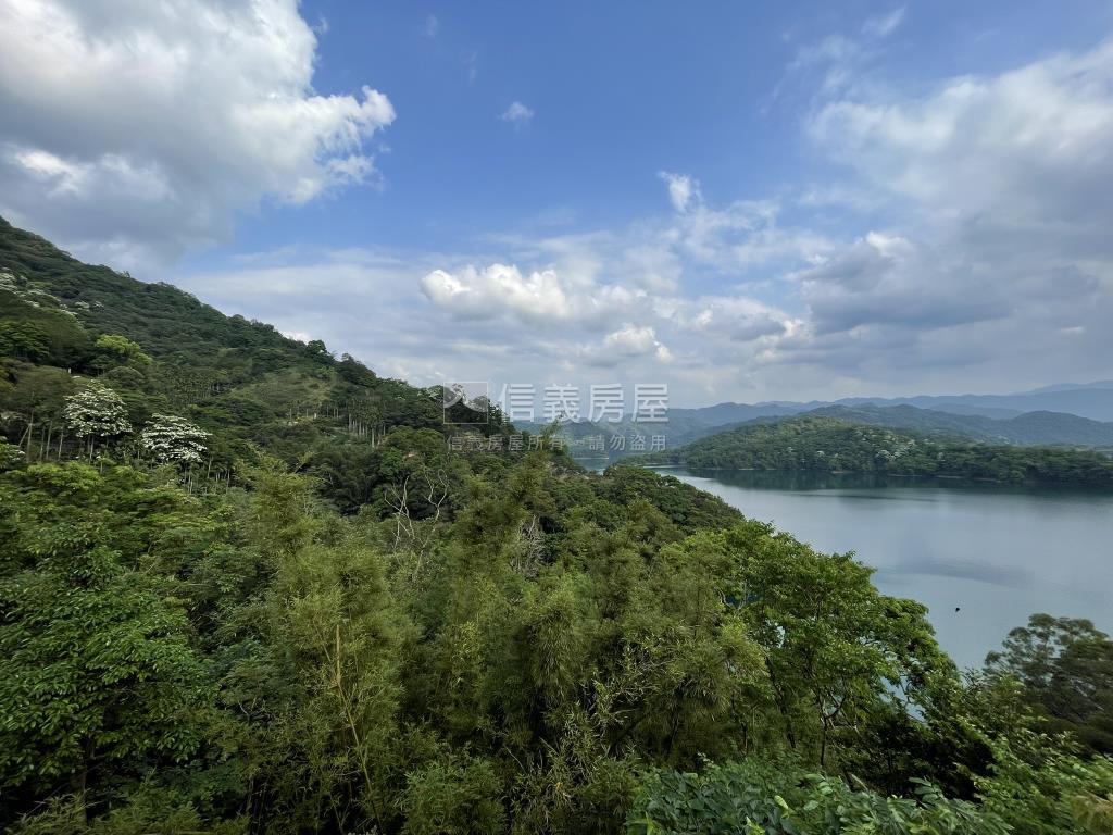 石碇近筆架山登山步道別墅房屋室內格局與周邊環境