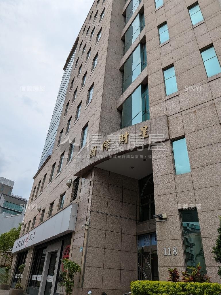 ＡＡ內科國際財星辦公房屋室內格局與周邊環境